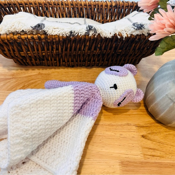 Beautiful Handmade Baby Blanket - Picture 3 of 5